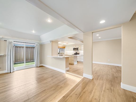 5th image of 2733 W Keller Ave APT 1