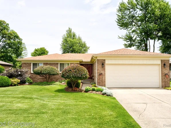 14137 Bangor Dr, Sterling Heights, MI 48313