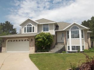 1052 W Melborne Rd, Farmington, UT 84025