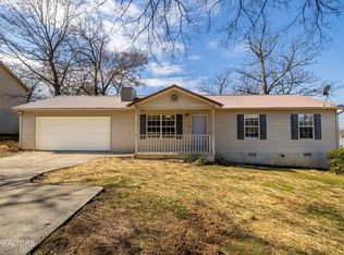 209 Brown School Rd, Maryville, TN 37804