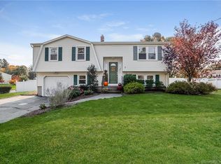 20 Sheffield Rd, Milford, CT 06460