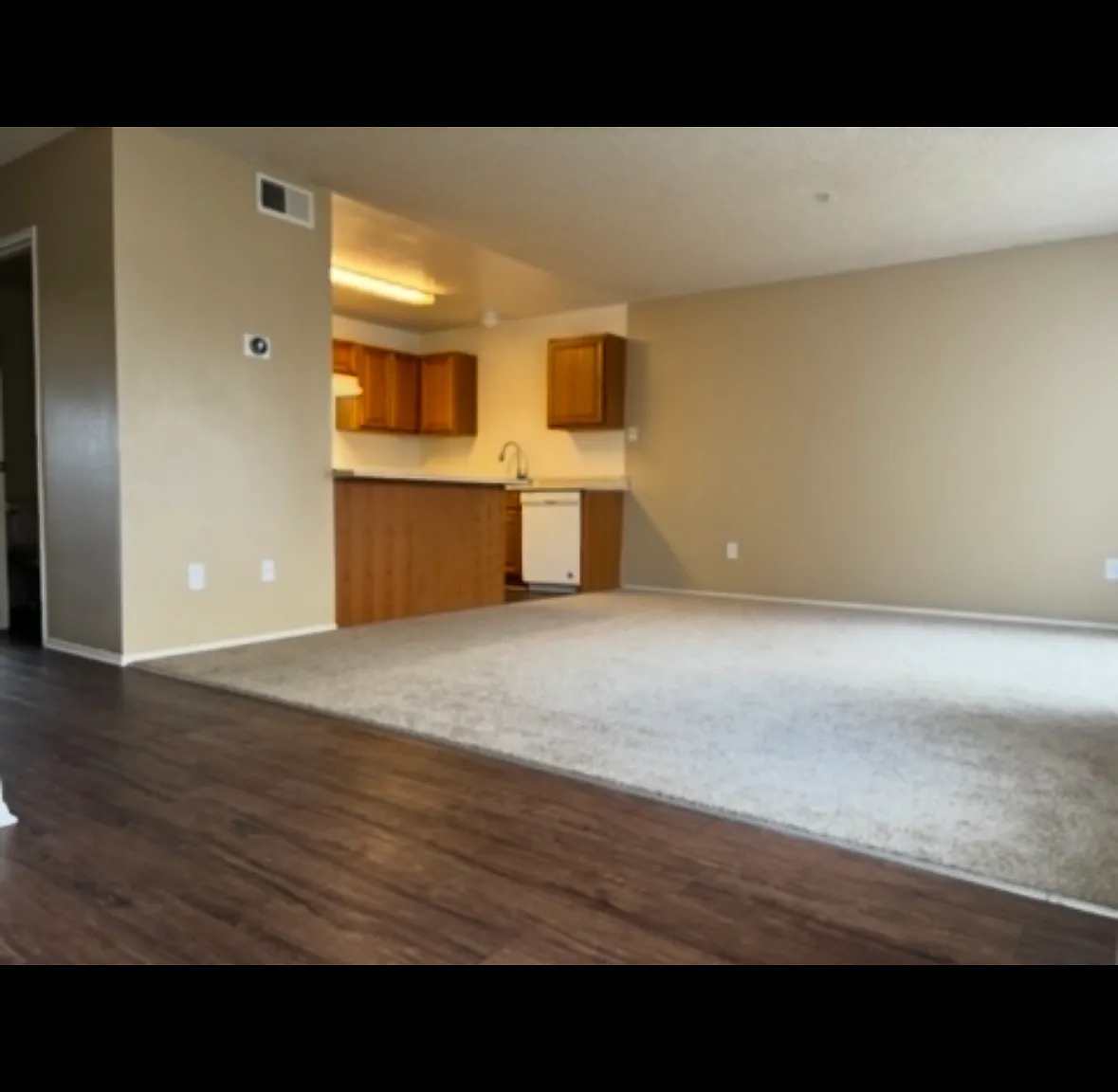 2 bed, 2.5 bath, 1200 sqft, $2,800 — Photo 1