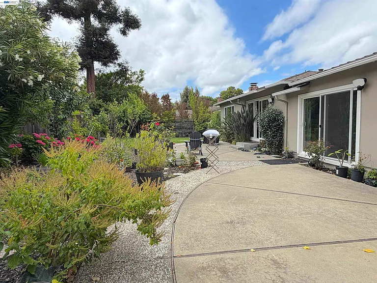 41348 Whitecrest Ct — Photo 28