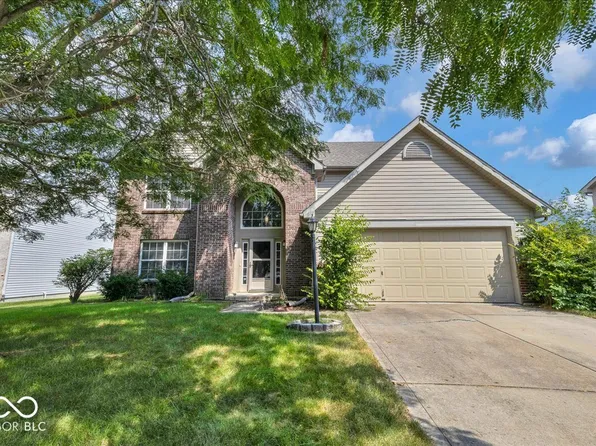 11791 Moate Dr, Fishers, IN 46037