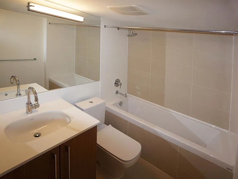 188 Agnes St #207 — Photo 7