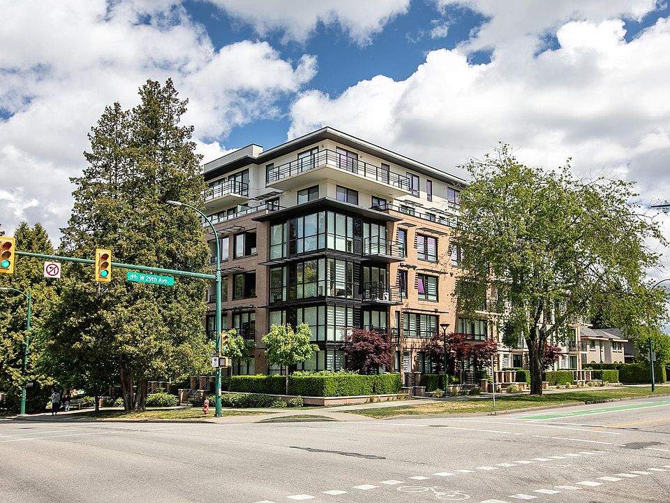 2nd image of 4488 Cambie St #307