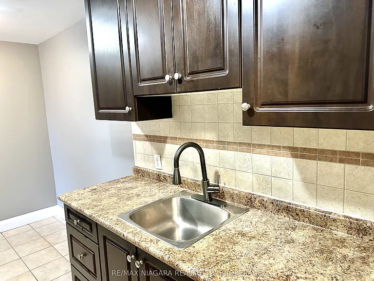 7 Riverview Blvd #205 — Photo 19