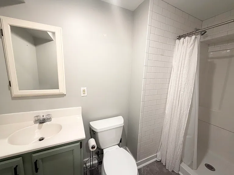 300 Harris Rd — Photo 13