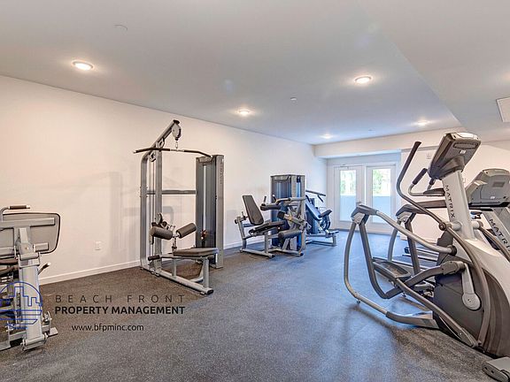 5th image of 5762 Morley St #404