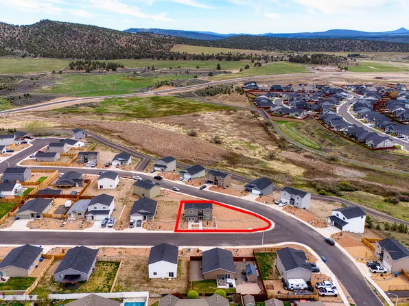 1088 NE Cobbleridge Loop, Prineville, OR 97754