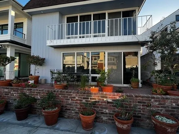110 Coral Ave, Newport Beach, CA 92662