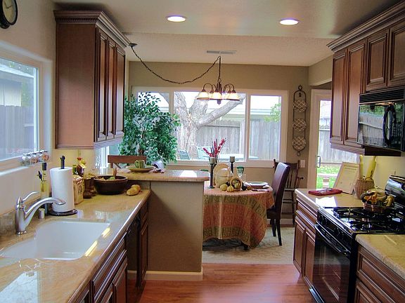 Brand New Kitchen!