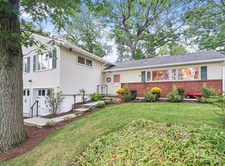 14 Pokahoe Dr, Sleepy Hollow, NY 10591