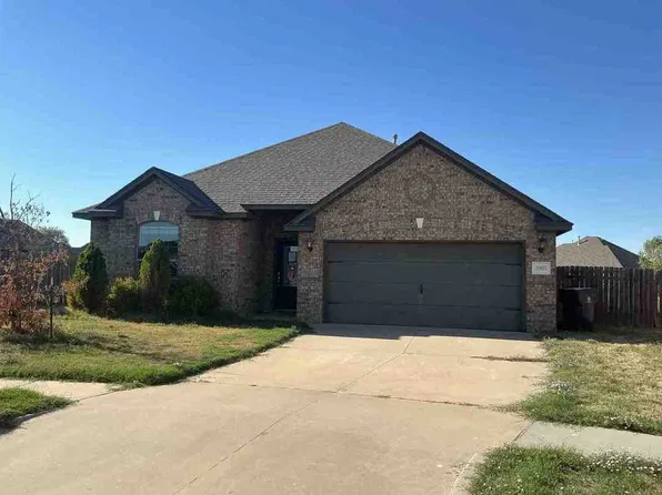 3005 Copan Ct, Yukon, OK 73099