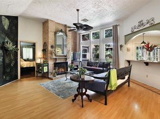 343 Richvale Ln, Webster, TX 77598