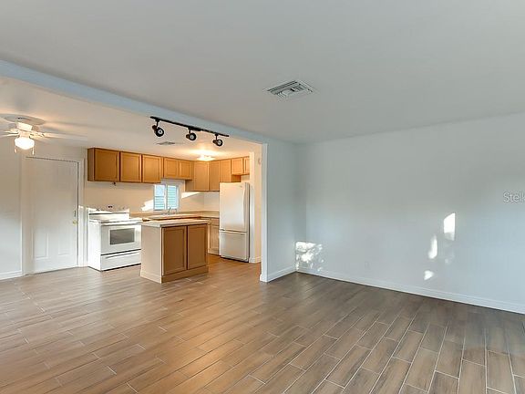 2nd image of 2526 26th St S