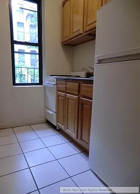 Rented by Bond New York | media 7