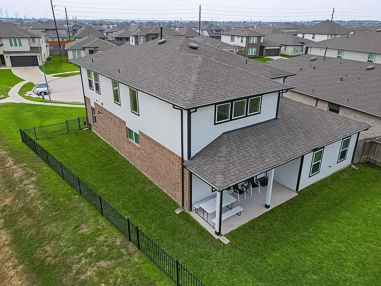 22502 Modica Rift Ln — Photo 36