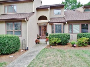 1955 Eastchester Dr UNIT C, High Pt, NC 27265