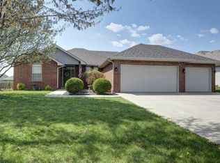 631 N Ritter Ave, Nixa, MO 65714