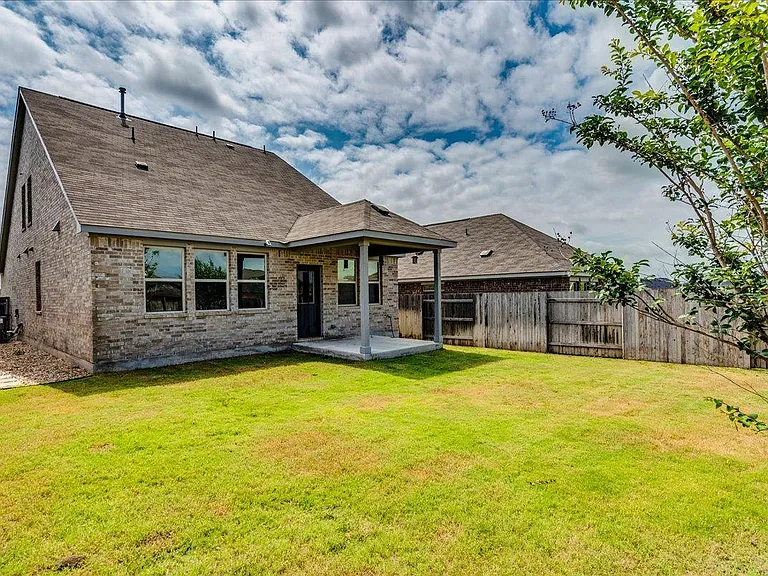 133 Papaya Dr — Photo 30
