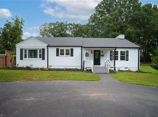 325 Coleman St, Eden, NC 27288