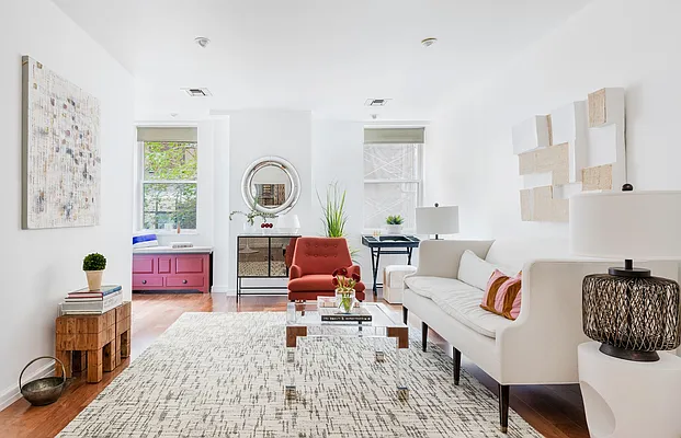 Sold by Compass | media 1