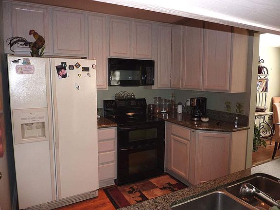 5th image of 8327 Wind Willow Dr