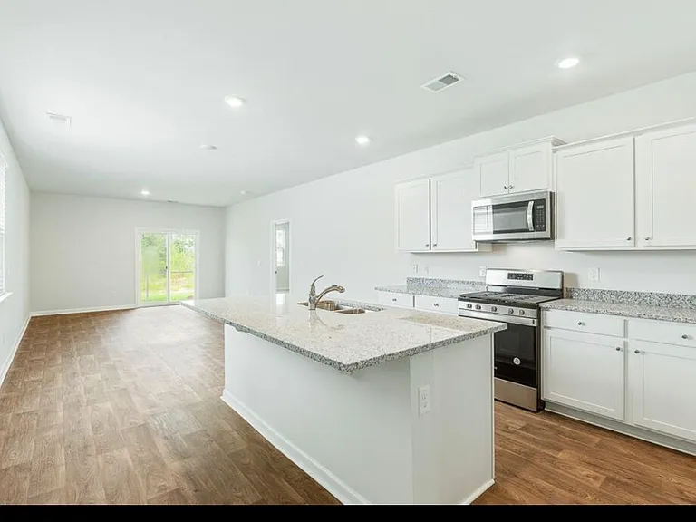 620 Ladywood Dr — Photo 2
