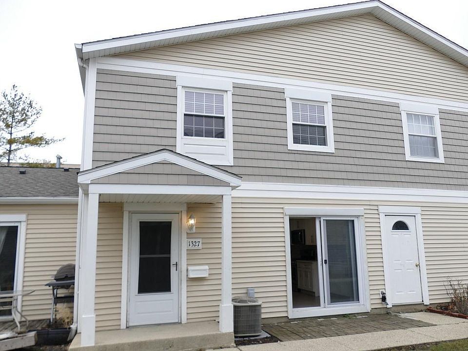 1st image of 1327 Wye Ct #1327
