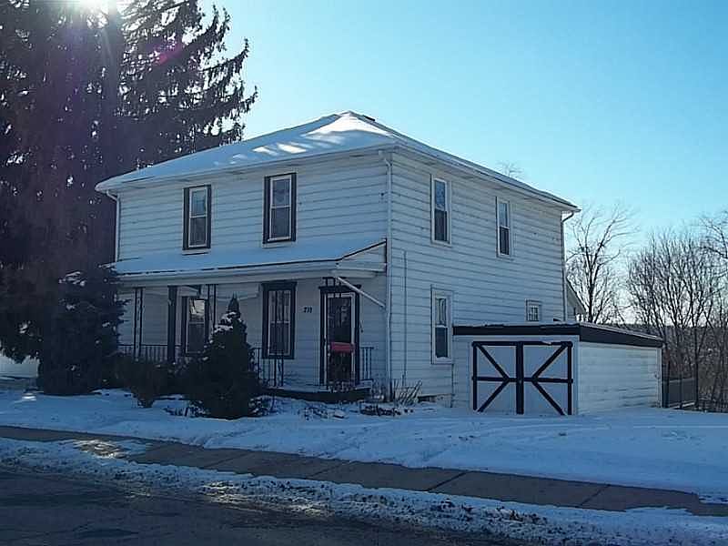 2nd image of 201 N Ray St