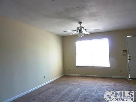 3rd image of 785 Timberwood Cir E