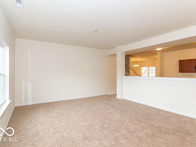 5606 Beale St — Photo 11