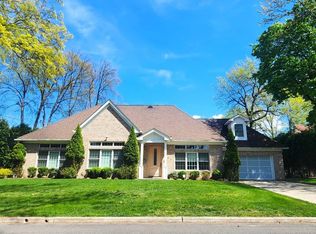 450 11th St, Cresskill, NJ 07626