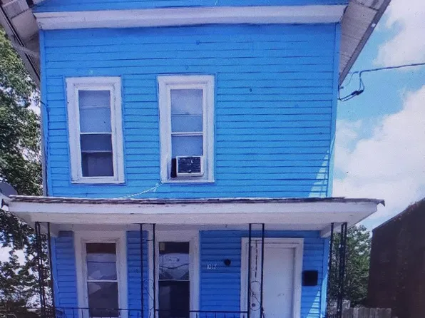 1017 44th St NE, Washington, DC 20019