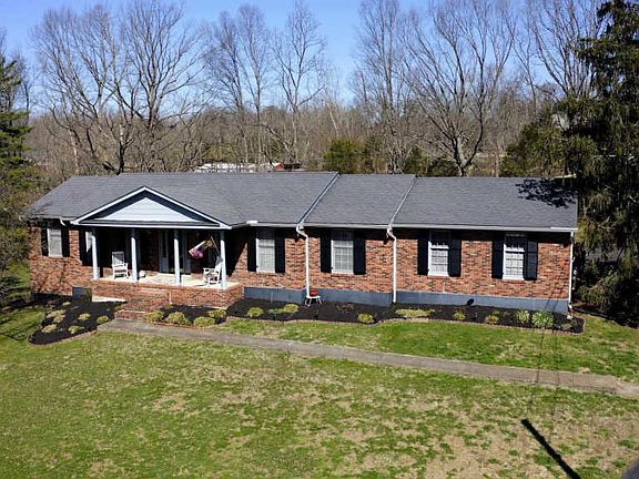 4th image of 1809 Wildbriar Ct