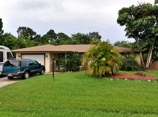 1985 SW Scorpio Ln, Port Saint Lucie, FL 34984