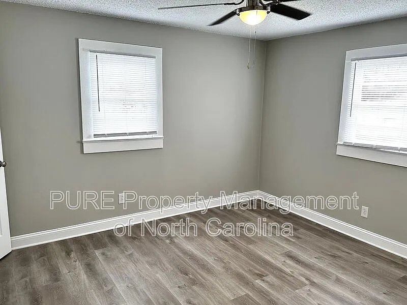 2 bed, 1.0 bath, 728 sqft, $749 — Photo 4