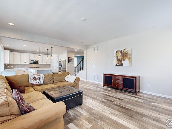 5th image of 5909 Yellow Creek Dr