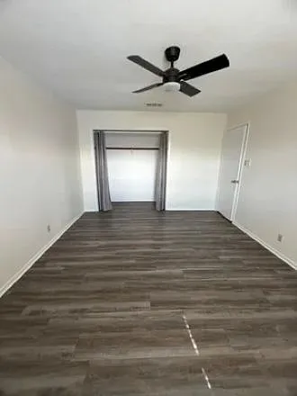 305 E Eggleston St #2 — Photo 9