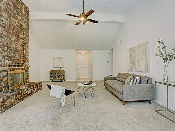 5th image of 1234 Brook Grove Dr
