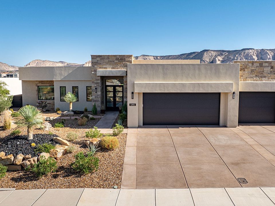 1st image of 1392 W Canyon Tree Dr