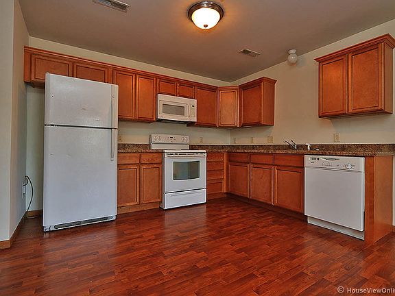 4th image of 906 N Frederick St APT E