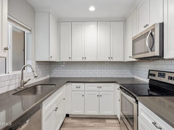 102 W MARYLAND Avenue #E1, Phoenix, AZ 85013