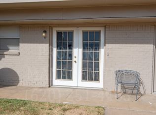 403 W 9th St #11, Coffeyville, KS 67337