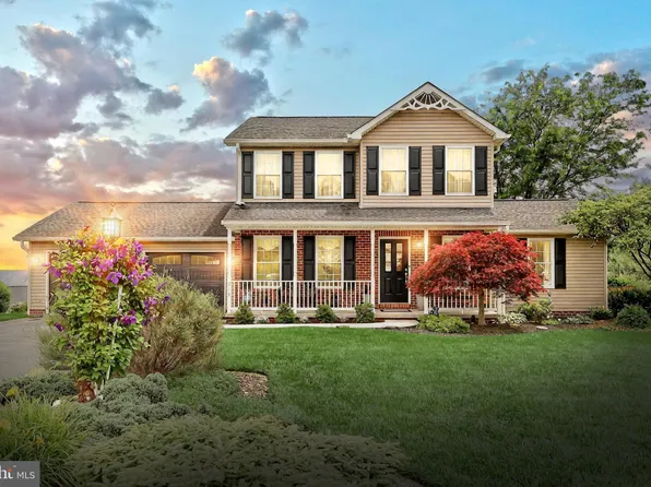 219 Runningboard Rd, Stewartstown, PA 17363