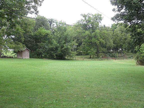 3rd image of 337 Thompson Heights Ct