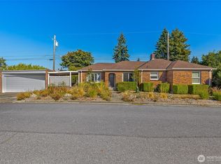 517 S Division Ln, Tacoma, WA