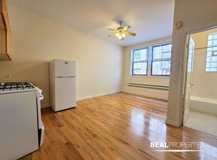 1050 W George St #005, Chicago, IL 60657