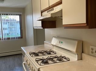 2200 Lewis Ave #202, Zion, IL 60099